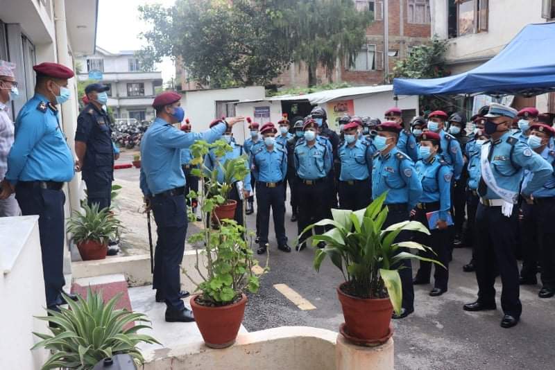 जिम्मेवारी प्रति पूर्ण रुपमा निष्ठावान भई कार्य गर्न प्रहरी कर्मचारीहरुलाई एसएसपी सिंहको निर्देशन
