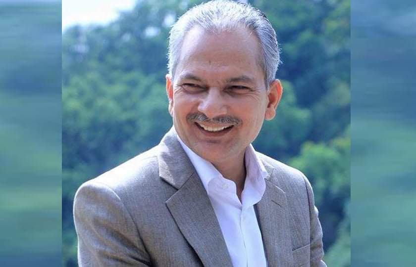 राजसंस्थाविनाको प्रजातन्त्र टिक्दैन भन्नु जनतालाई तातो बरफ खोज्न लगाउनु जस्तै हो : पूर्वप्रधानमन्त्री डा. भट्टराई