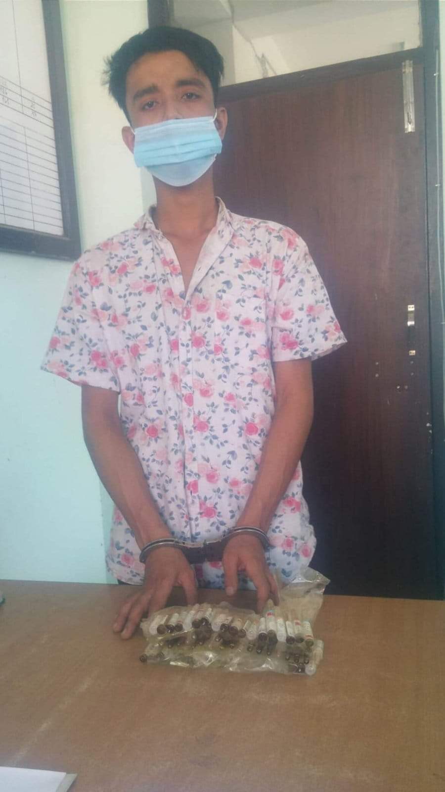 लागूऔषध सहित एक जना पक्राउ