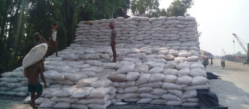 करिब डेढबर्ष देखि असरल्ल रासायनिक मल