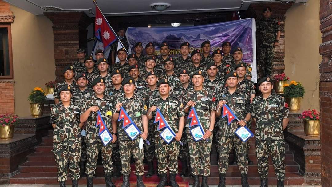 सेनाबाट सफाइमा हिमाल आरोहणको शुल्क नलिइने