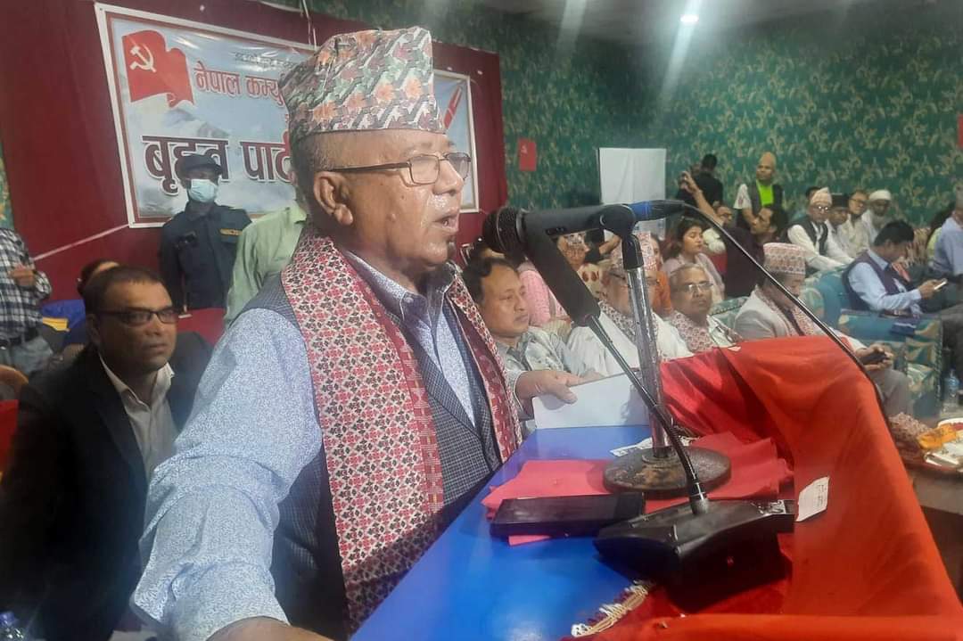 ओलीको पार्टीलाई धुलो चटाउँछौं : अध्यक्ष नेपाल