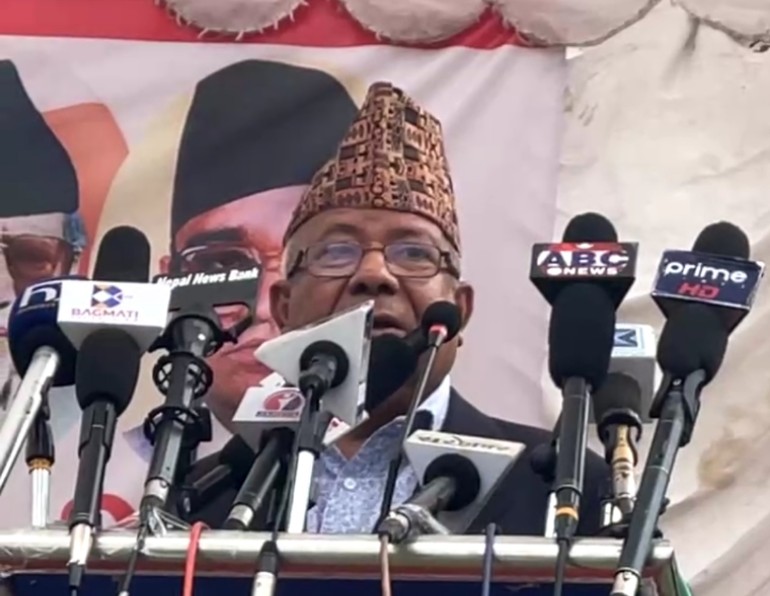 केपी ओलीप्रति संकेत गर्दै नेपालले भने, ‘गफाडीलाई गफ गर्न दिनोस्, हामी काम गरेर देखाऔँ’