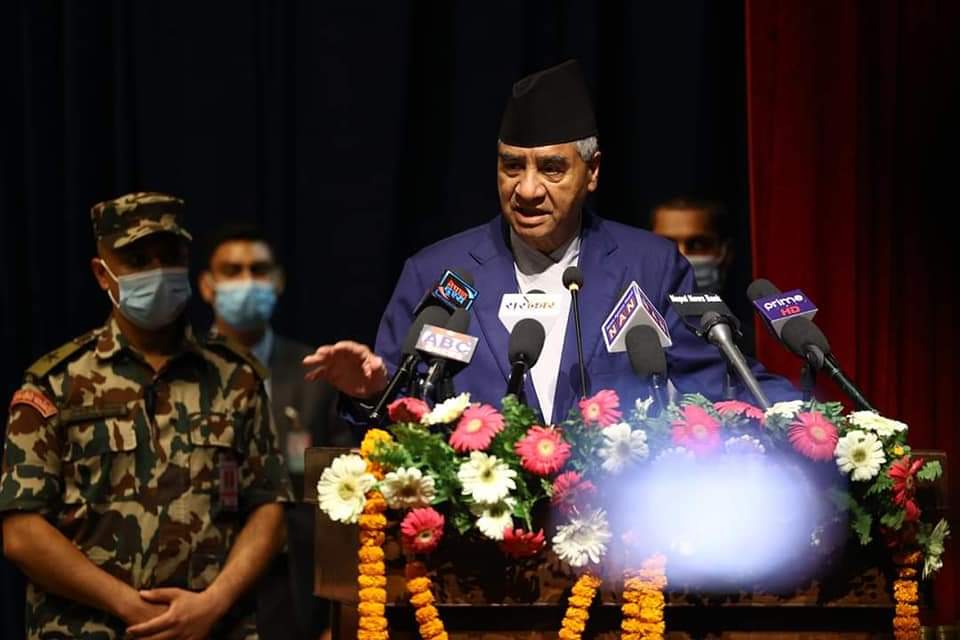सुप विश्वविद्यालयका विद्यार्थी दीक्षित हुँदै, प्रधानमन्त्री देउवा आउने