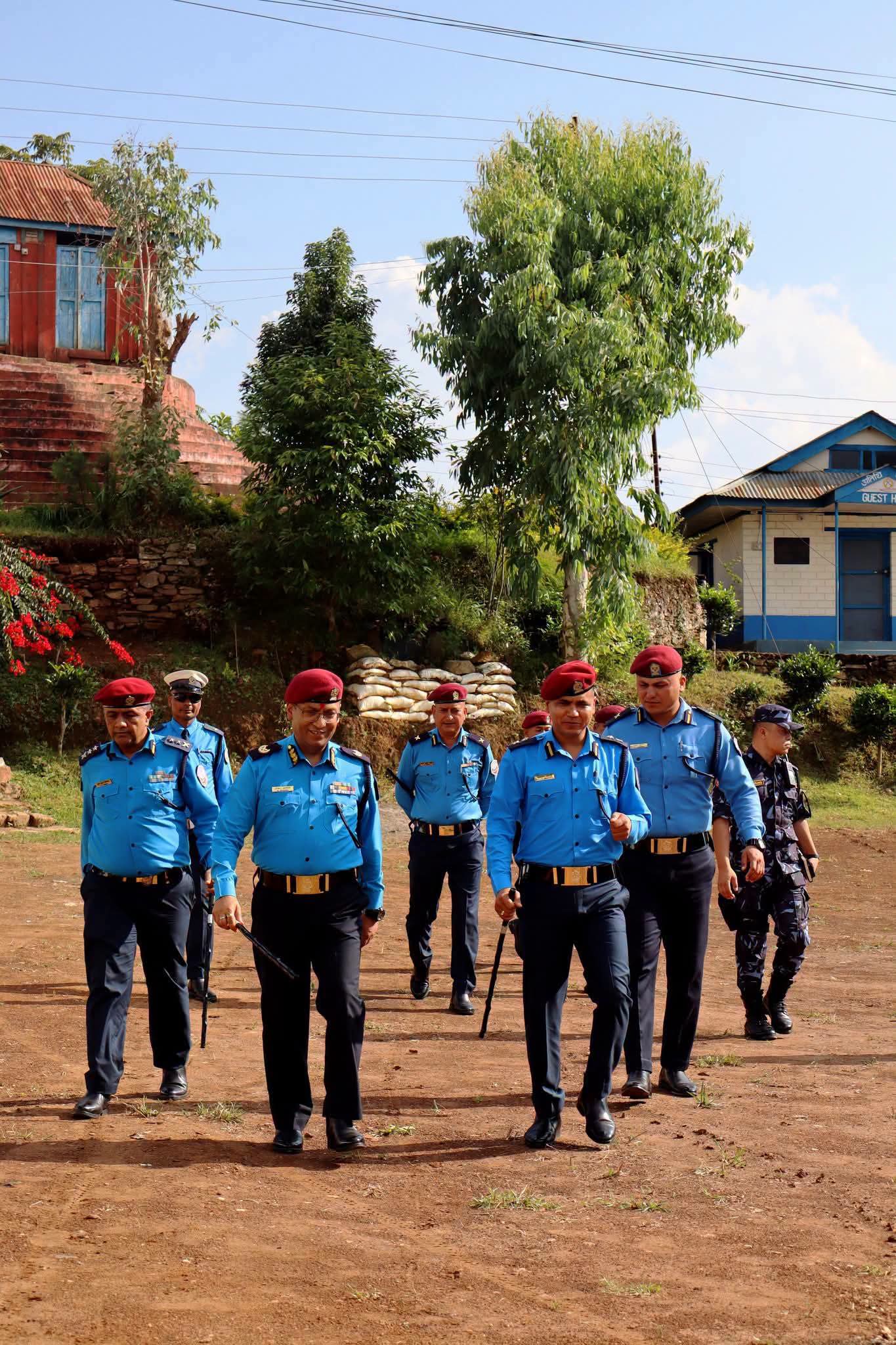डिआईजी खनालद्वारा जिप्रका तेह्रथुमको निरीक्षण तथा प्रहरी कर्मचारीहरूलाई निर्देशन कार्यक्रम सम्पन्न