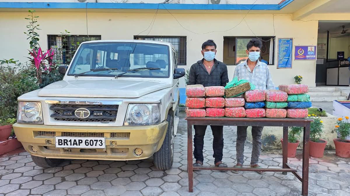 एउटै गाडीबाट दुईपटक गाँजा बरामद